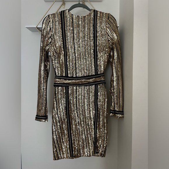 Black and gold long sleeve sequins dress - Picture 2 of 2